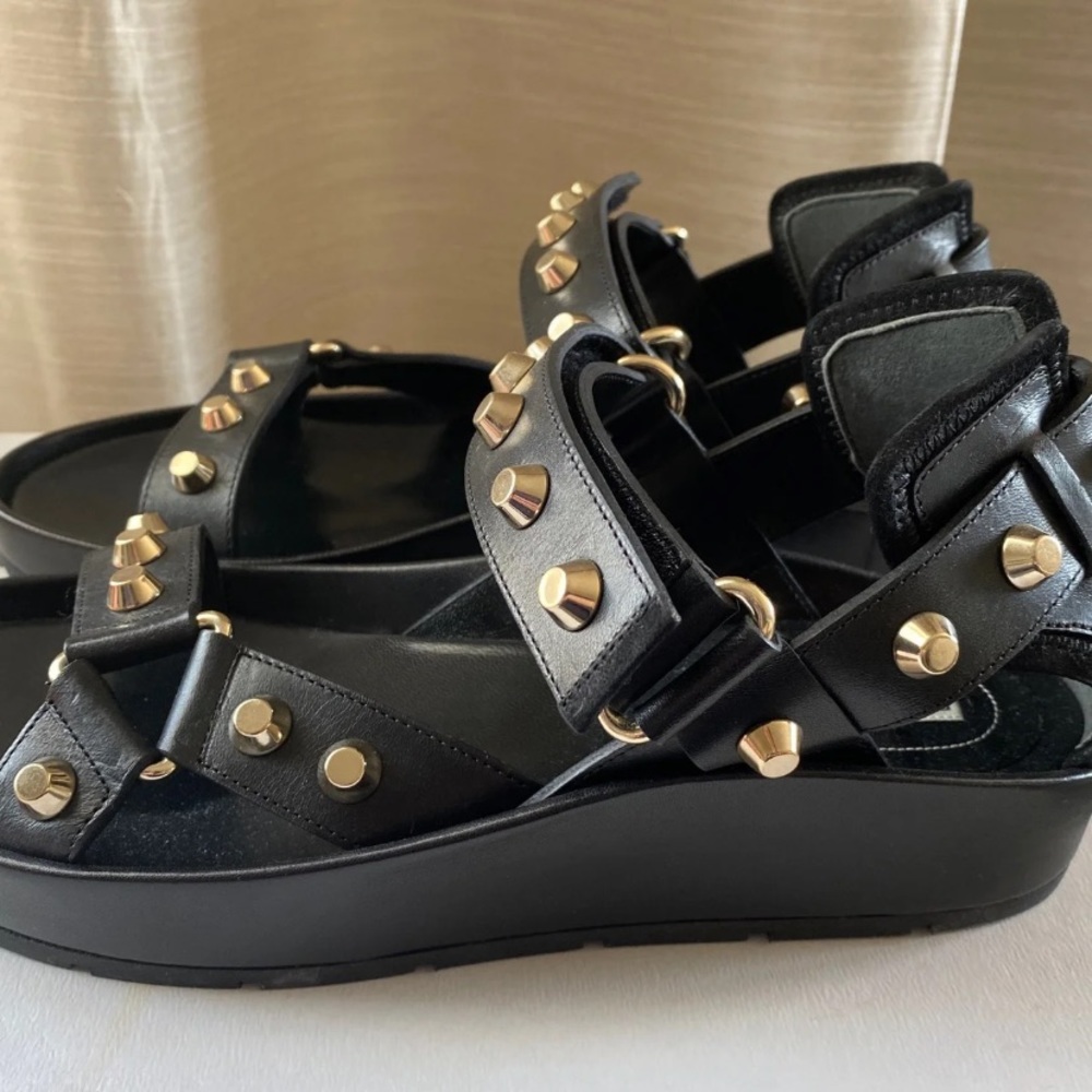 Balenciaga - Picture 3 of 6